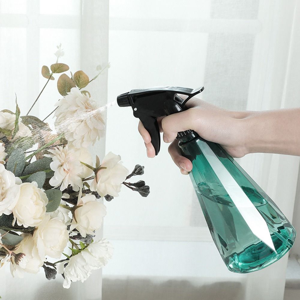 رشاش ري منزلي زجاجة بخاخ بلاست - مراجعة Sports Equipment Disinfectant Spray وسعره